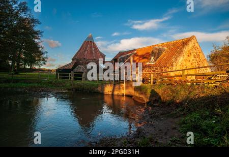 Preston und Mühle Pool stammen die heutigen Gebäude aus dem 18. Jahrhundert, obwohl eine Mühle hier seit dem 16. Jahrhundert wurde. Stockfoto