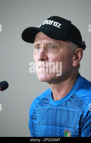 Allan Donald, Bangladesch, Batting Coach, nimmt an der Pressekonferenz vor dem Spiel in der Sylhet International Stadium Conference Hall, Lakkatura, Sylhet, Banglade Teil Stockfoto