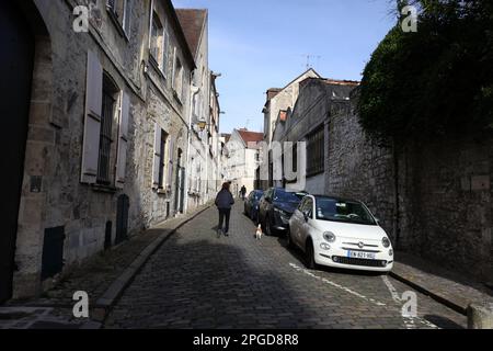 Allgemeine Betrachtungen über Senlis a commune im nordfranzösischen Departement Oise, Hautes de France. Stockfoto