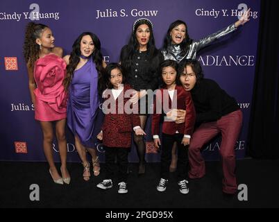 Los Angeles, USA. 21. März 2023. (L-R) THE CLEANING LADY Cast & Crew - Faith Bryant, Miranda Kwok, Valentino LaSalle, Elodie Yung, Sebastian LaSalle, Martha Millan und Sean Lew at the CAPE präsentieren AM Dienstag, den 21. März 2023, IM Ebell Club von Los Angeles in Los Angeles, Kalifornien, EINE GLANZGALA. (Foto: Sthanlee B. Mirador/Sipa USA) Guthaben: SIPA USA/Alamy Live News Stockfoto