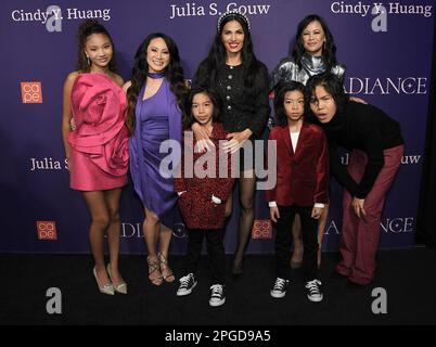 Los Angeles, USA. 21. März 2023. (L-R) THE CLEANING LADY Cast & Crew - Faith Bryant, Miranda Kwok, Valentino LaSalle, Elodie Yung, Sebastian LaSalle, Martha Millan und Sean Lew at the CAPE präsentieren AM Dienstag, den 21. März 2023, IM Ebell Club von Los Angeles in Los Angeles, Kalifornien, EINE GLANZGALA. (Foto: Sthanlee B. Mirador/Sipa USA) Guthaben: SIPA USA/Alamy Live News Stockfoto