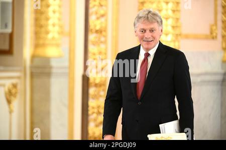 Moskau. 21. März 2023. Pressesprecher Des Präsidenten Dwithry Peskov, Regierungssprecher. Präsident der Volksrepublik China Xi Jinping bei der offiziellen Begrüßungszeremonie. Russisch-chinesische Gespräche Wladimir Putin und der Präsident der Volksrepublik China Xi Jinping führen Gespräche im Kreml. Foto: Kreml Moskau über DPA/Alamy Live News Stockfoto