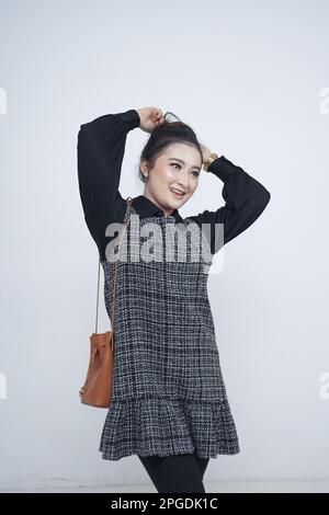 Asiatische Frau in Pose Stockfoto