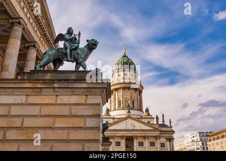 Berlin Deutschland, Skyline der Stadt am Gendarmenmarkt Stockfoto