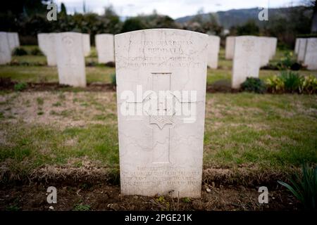 Der Kriegsfriedhof der Commonwealth war Graves Commission in der Nähe des Flusses Arno am Stadtrand von Florenz. Es enthält 1.632 Commonwealth-Beerdigungen von WW2 Stockfoto