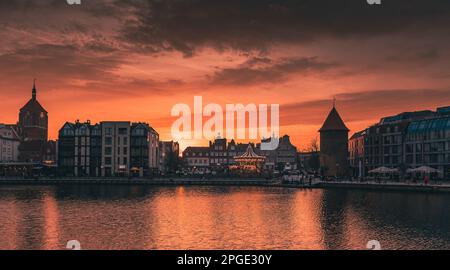 danzig Fischmarkt Straße bei Sonnenuntergang Stockfoto