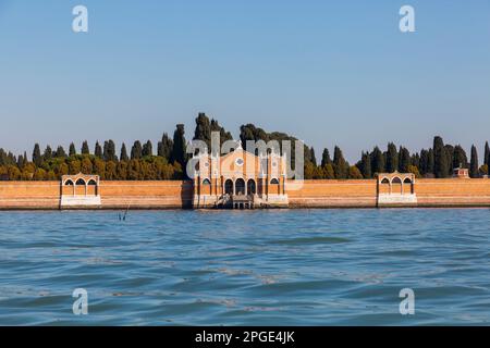 San Michele Cemetery Island, Isola di San Michele, wo viele tote Venezianer im Februar in Venedig, Italien, begraben werden Stockfoto