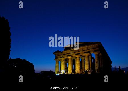 spettacolo l'alba dei tempi, il mito di chronos, Gebiet archeologica di paestum, capaccio, salerno, kampanien, italien, Stockfoto