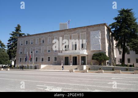 Tirana, Albanien. März 2023. Das Bürogebäude des Premierministers im Stadtzentrum Stockfoto