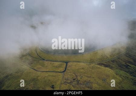 Turlough Hill, co Wicklow - Irlands einziges Pumpspeicherkraftwerk in den malerischen Wicklow Mountains. Umweltfreundliches Projekt Stockfoto