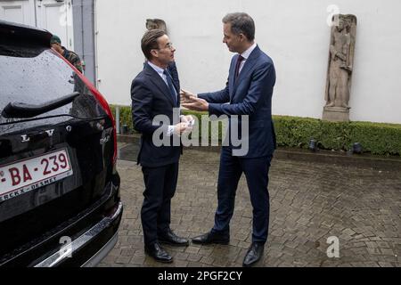 Brüssel, Belgien. 22. März 2023. Der schwedische Premierminister Ulf Kristersson und Premierminister Alexander De Croo bildeten im Vorfeld eines diplomatischen Treffens zwischen Belgien und Schweden am Mittwoch, den 22. März 2023 in Brüssel. BELGA FOTO HATIM KAGHAT Kredit: Belga News Agency/Alamy Live News Stockfoto