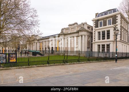 London, Greenwich, Großbritannien - 05. April 2018: Old Naval Collage, das architektonische Herzstück von Maritime Greenwich. Stockfoto