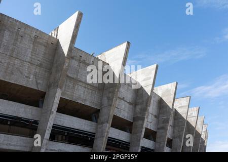 Blick auf das große Betongebäude des Fußballstadions Mineirao Stockfoto