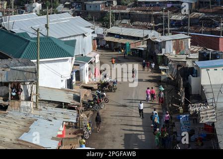 KENIA, Nairobi, Kibera Slum / KENIA, Nairobi, Slum Kibera Stockfoto