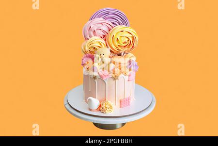 Zarter rosafarbener Kuchen zum Geburtstag des kleinen Mädchens niedlicher Teddybär, Schokolade und Baiser. Isoliert auf orangefarbenem Hintergrund. Horizontale Ausrichtung Stockfoto