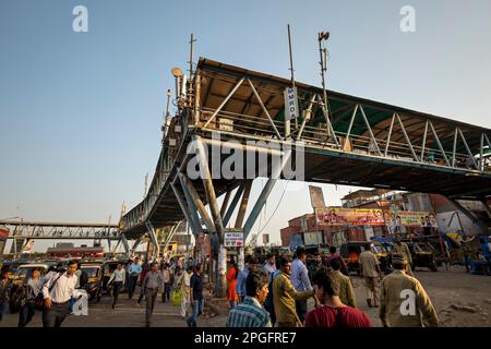 Bahnhof Bandra, Mumbai, Indien Stockfoto