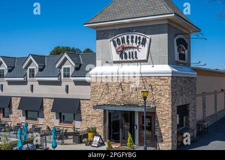 Bonefish Grill, ein amerikanisches Fischrestaurant mit ungezwungener Atmosphäre in der Bloomin' Brands Collection, in Buford, Georgia, nordöstlich von Atlanta. Stockfoto