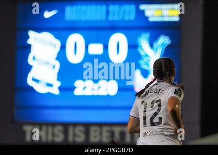 Birmingham, Großbritannien. 22. März 2023. Birmingham, England, März 22. 2023: Lizzie Waldie (12 Crystal Palace) in Aktion während des Fußballspiels der FA Womens Championship zwischen Birmingham City und Crystal Palace in St Andrews in Birmingham, England (Natalie Mincher/SPP) Kredit: SPP Sport Press Photo. Alamy Live News Stockfoto