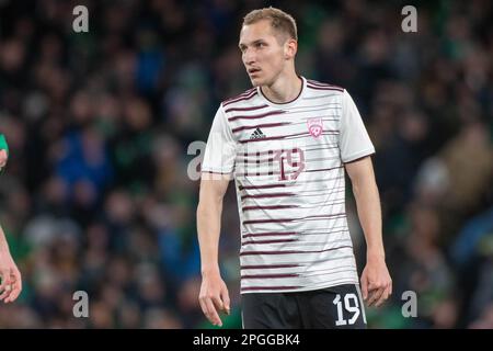 Dublin, Irland. 22. März 2023. Raimonds Krollis aus Lettland während des internationalen Freundschaftsspiels zwischen der Republik Irland und Lettland im Aviva Stadium in Dublin, Irland, am 22. März 2023 (Foto: Andrew SURMA/Credit: SIPA USA/Alamy Live News Stockfoto