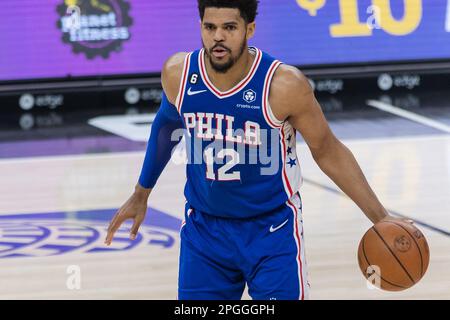 Chicago, USA. 22. März 2023. Chicago, USA, 22. März 2023: Tobias Harris (12 Philadelphia 76ers) in Aktion während des Spiels zwischen den Chicago Bulls und Philadelphia 76ers am Mittwoch, 22. März 2023 im United Center, Chicago, USA. (KEINE KOMMERZIELLE NUTZUNG) (Shaina Benhiyoun/SPP) Guthaben: SPP Sport Press Photo. Alamy Live News Stockfoto