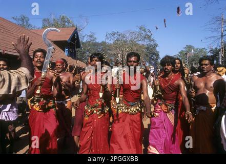 Velichappadu Oracles in Bharani Festival in Kodungallur, Kerala, Indien, Asien Stockfoto