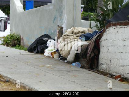 Los Angeles, Kalifornien, USA 21. März 2023 Ein allgemeiner Blick auf die Atmosphäre des Obdachlosenlagers am 21. März 2023 in Los Angeles, Kalifornien, USA. Foto: Barry King/Alamy Stock Photo Stockfoto