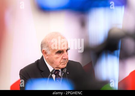 RIGA, LETTLAND. 22. März 2023 George Vella (auf Foto), Präsident von Malta und Präsident von Egils Levits von Lettland, während der Pressekonferenz nach dem Treffen im Schloss Riga. Stockfoto