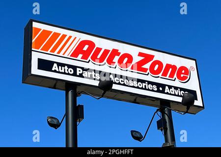 Ein AutoZone Autohersteller, Donnerstag, 10. März 2022, in Birmingham, Ala. Stockfoto