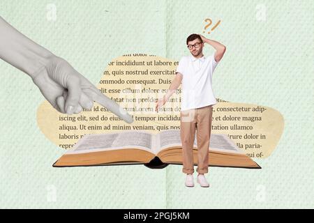 Foto kreatives Foto eines jungen zweifelhaften Mannes gestresst Verstehen Sie kein Genre Lesen Buch Geschichte Fingerspitzenliteratur isoliert auf grünem Hintergrund Stockfoto