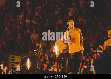 Salmo tritt live in Mailand auf dem Mediolanum Forum auf Stockfoto