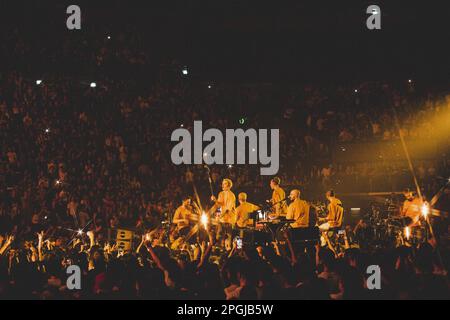 Salmo tritt live in Mailand auf dem Mediolanum Forum auf Stockfoto