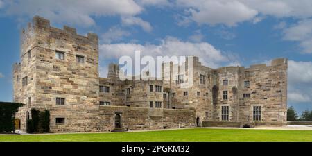 Castle Dropo, Drewsteignton, Devon, England, Großbritannien - das letzte Schloss, das in England gebaut wurde, entworfen von Sir Edwin Lutyens, erbaut 1910 -1930 Stockfoto