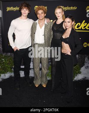 Tyler Lawrence Gray, Armani Jackson, Chloe Rose Robertson und Bella Shepard kommen am 22. März 2023 zur Weltpremiere der „Yellowjackets“-Saison 2 von Showtime im TCL Chinese Theatre in Los Angeles, Kalifornien, an. © Janet Gough / AFF-USA.COM Kredit: AFF/Alamy Live News Stockfoto