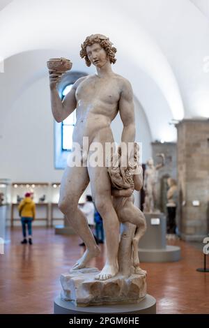 Bacchus, ein früheres Werk von Michelangelo 1496-97, ausgestellt im Bargello in Florenz Stockfoto