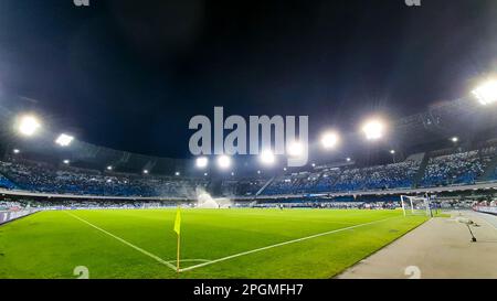 Neapel, Italien. 23. März 2023. Neapel, Italien, März 23. 2023: Allgemeiner Überblick über das Diego Armando Maradona Stadion vor dem Fußballspiel der UEFA European Qualifiers (Euro 2024) zwischen Italien und England im Diego Armando Maradona Stadion in Neapel, Italien. (Daniela Porcelli/SPP) Kredit: SPP Sport Press Photo. Alamy Live News Stockfoto