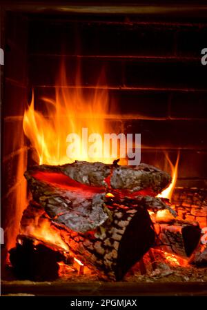 Feuer im Kamin Stockfoto