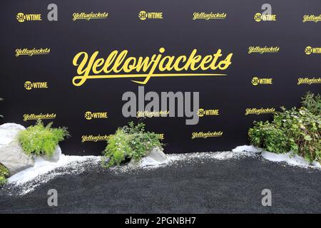 22. März 2023, Los Angeles, Kalifornien, USA: LOS ANGELES - 22. MÄRZ 2023: Allgemeine Atmosphäre bei der Weltpremiere der zweiten Saison der Yellowjacets von Showtime im TCL Chinese Theatre IMAX. (Kreditbild: © Nina Prommer/ZUMA Press Wire) NUR REDAKTIONELLE VERWENDUNG! Nicht für den kommerziellen GEBRAUCH! Stockfoto