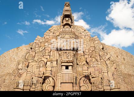 Monumento a la Patria (Denkmal für das Vaterland) auf Paseo Montejo. Merida, Yucatan, Mexiko. Stockfoto