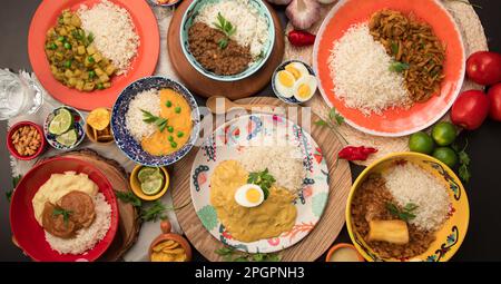 Peruanische Speisen am Büfetttisch verschiedene Gerichte, traditionelle peruanische Gourmetküche Stockfoto