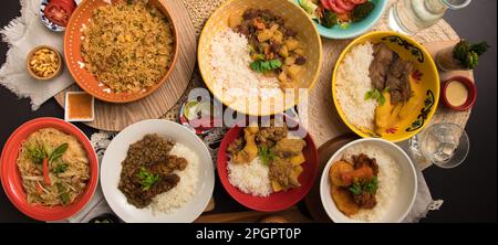 Peruanische Speisen am Büfetttisch verschiedene Gerichte, traditionelle peruanische Gourmetküche Stockfoto