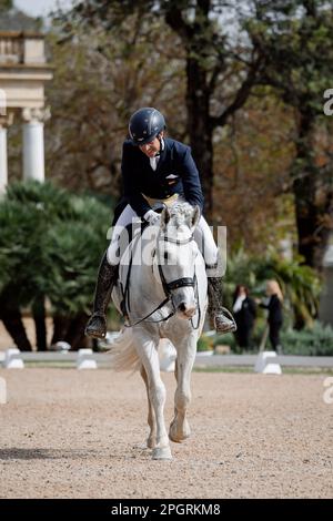 Gustavo Artillo und Banduendo (PRE) bei CDI Jerez in Royal Andalusian School of Equestrian Art, März 25. 2022 Stockfoto