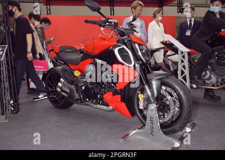 Tokio, Japan. 24. März 2023. Ducati, 24. März 2023 - Tokyo Motorcycle Show 50. Jubiläum im Tokyo Big Sight in Tokio, Japan. Kredit: Michael Steinebach/AFLO/Alamy Live News Stockfoto