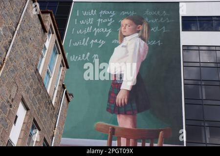 Wandbild für Jungen und Möwen von Ernest Zacharevic Stockfoto