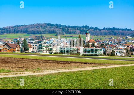 Seengen, Schweiz - 23. Februar 2023: Seengen ist eine Gemeinde im Schweizer Kanton Aargau. Es befindet sich im Seetal am nördlichen Ende von Stockfoto