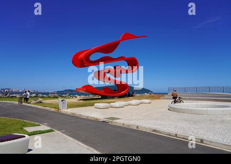 SANTOS, BRASILIEN - 16. MÄRZ 2023: Marine Outfall oder Emissario Submarino in Santos, Denkmal zu Ehren von 100 Jahren japanischer Einwanderung in Brasilien Stockfoto