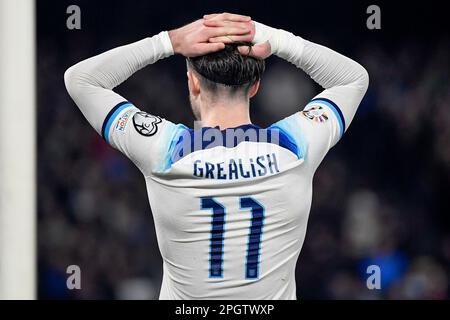 Jack Grealish aus England reagiert während des Fußballspiels der UEFA EURO2024 European Championship Qualification Group C zwischen Italien und England auf Diego Stockfoto