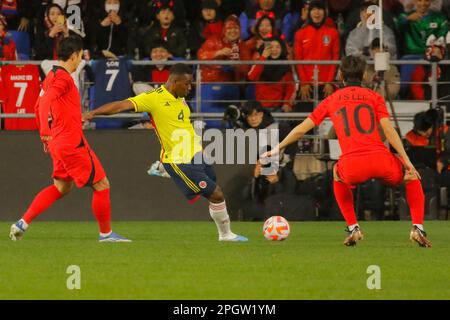 Ulsan, Gyeongnam, Südkorea. 24. März 2023. 24. März 2023 – Ulsan, Südkorea-Jaesung Lee aus Südkorea und Carlos Eccehomo Cuesta Figueroa aus Kolumbien während eines internationalen Freundschaftsspiels Südkorea gegen Kolumbien im Munsu-Stadion in Ulsan, Südkorea. (Kreditbild: © Ryu Seung-Il/ZUMA Press Wire) NUR REDAKTIONELLE VERWENDUNG! Nicht für den kommerziellen GEBRAUCH! Stockfoto