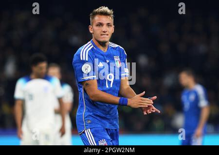 Neapel, Italie. 23. März 2023. Mateo Retegui aus Italien begrüßt am 23. März 2023 das Fußballspiel UEFA Euro 2024, europäische Qualifikatoren, Gruppe C zwischen Italien und England im Stadio Diego Armando Maradona in Neapel, Italien - Photo Federico Proietti/DPPI Credit: DPPI Media/Alamy Live News Stockfoto