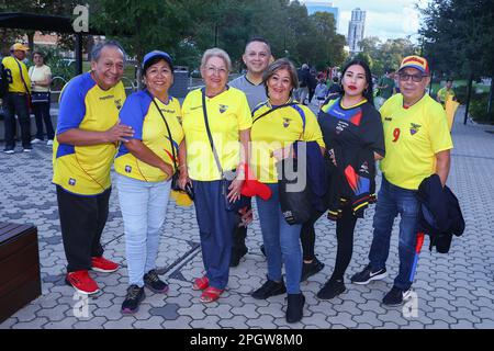 24. März 2023; CommBank Stadium, Sydney, NSW, Australien: International Football Friendly , Australien gegen Ecuador; Ecuador-Fans unterstützen ihr Land Stockfoto