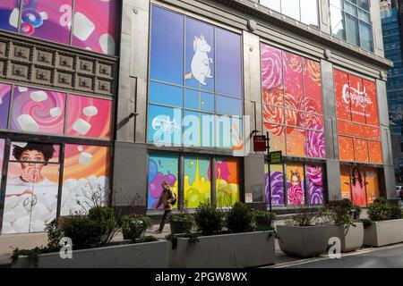 Candytopia ist ein Wunderland der Süßigkeiten-beschichteten Abenteuer in W. 32. St., 2023, New York City, USA Stockfoto